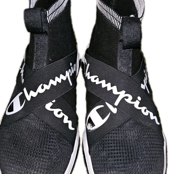 Champion Mens Black and White Crossiver Sneakers - Picture 5 of 12
